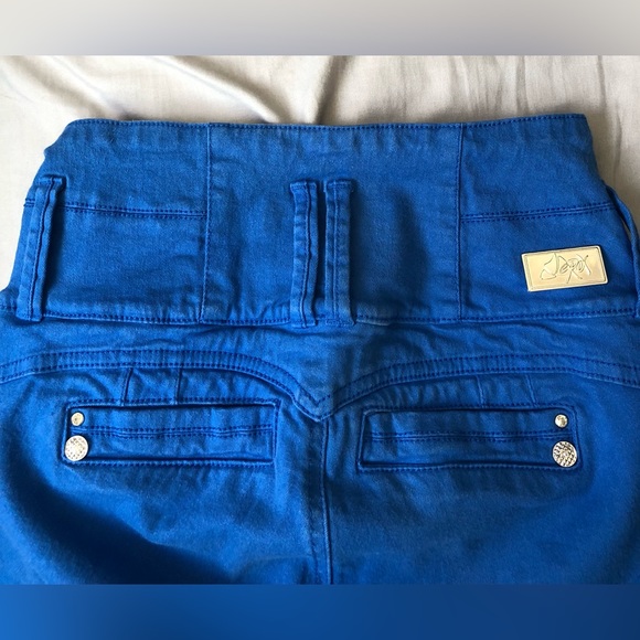 Colombian butt lifter jeans 👖 royal blue color, just used once. - Picture 5 of 5